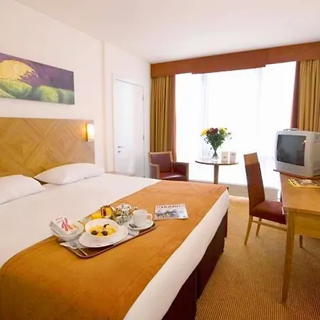 Ξενοδοχείο Metro Dublin Airport