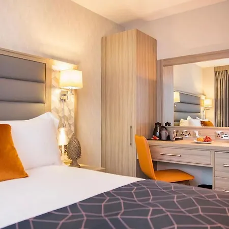Metro Dublin Airport Hotel