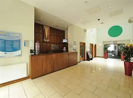 Metro Dublin Airport Отель 4*