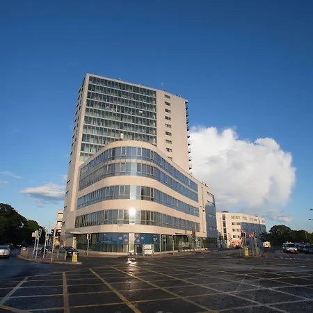 Отель Metro Dublin Airport 4*