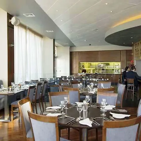 Metro Dublin Airport Otel Santry