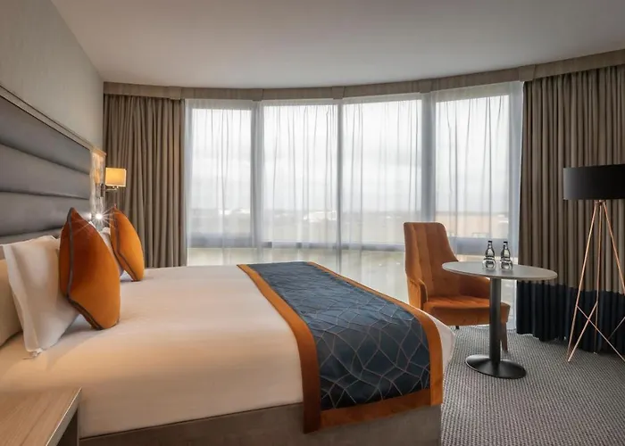 Metro Dublin Airport 4*